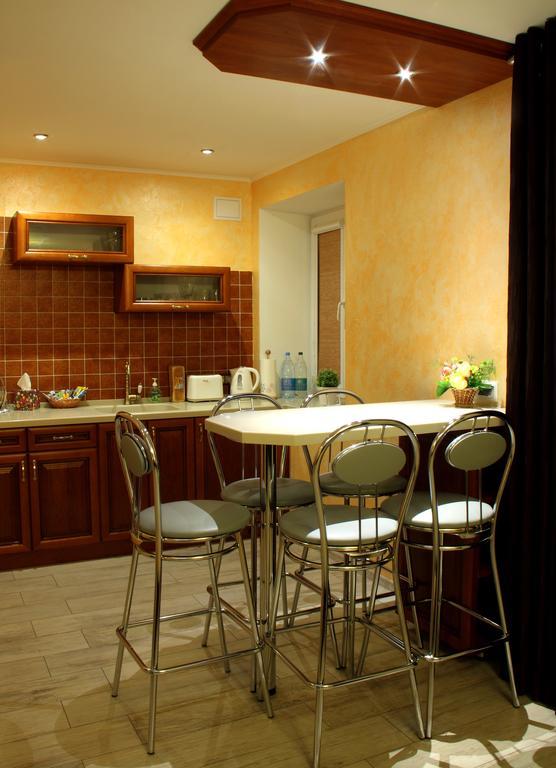 Apartment On Prospekt Mira Chernigov Quarto foto